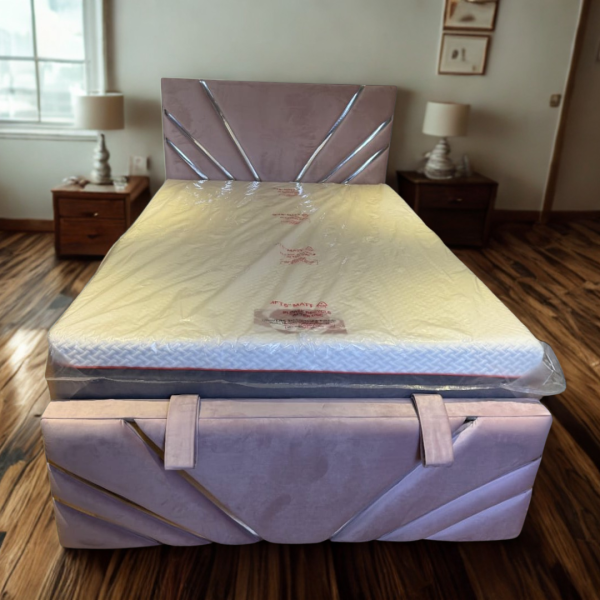 Upholstered Bed with Fancy Strips